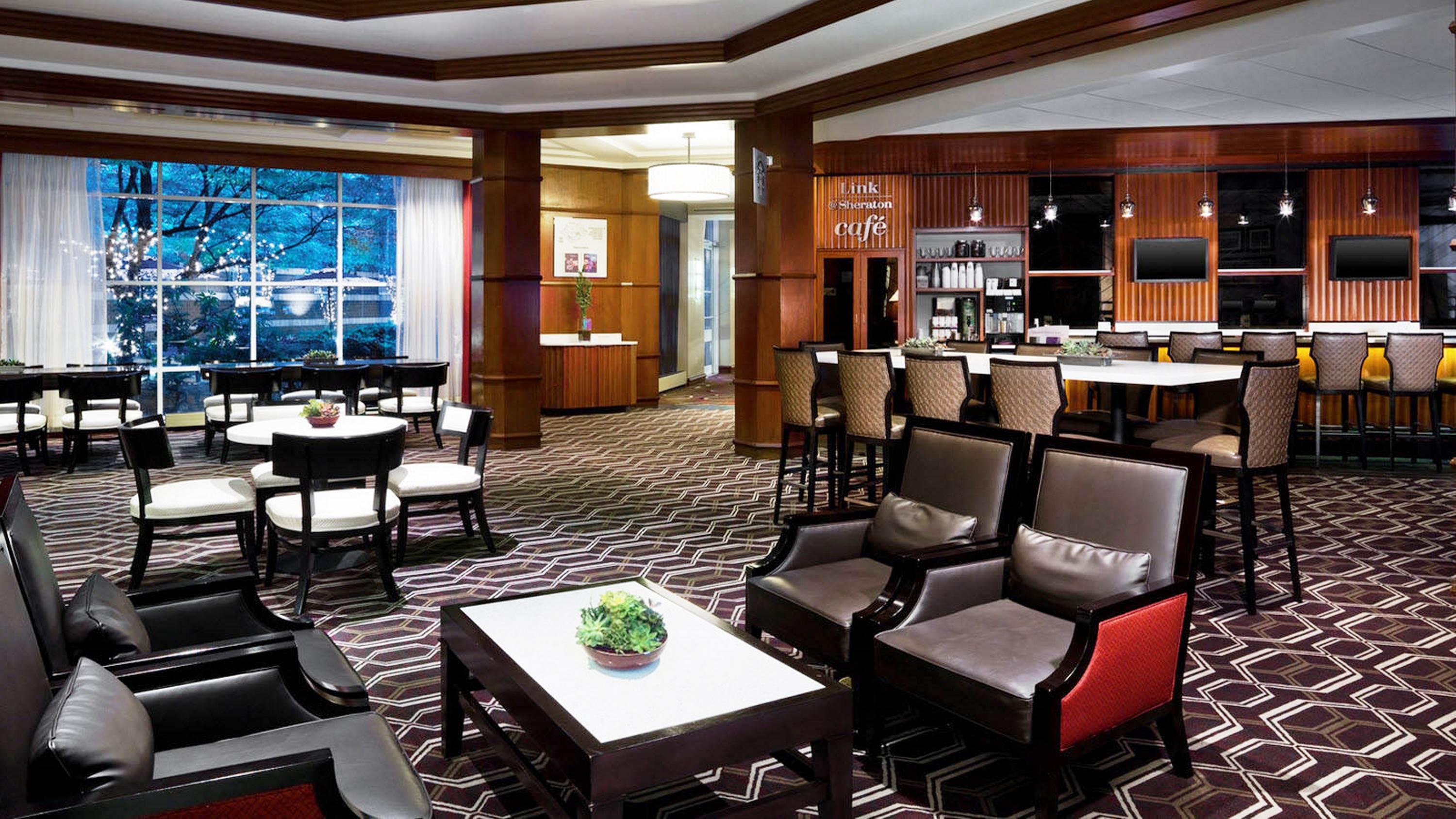 Sheraton Boston Needham Hotel Екстериор снимка