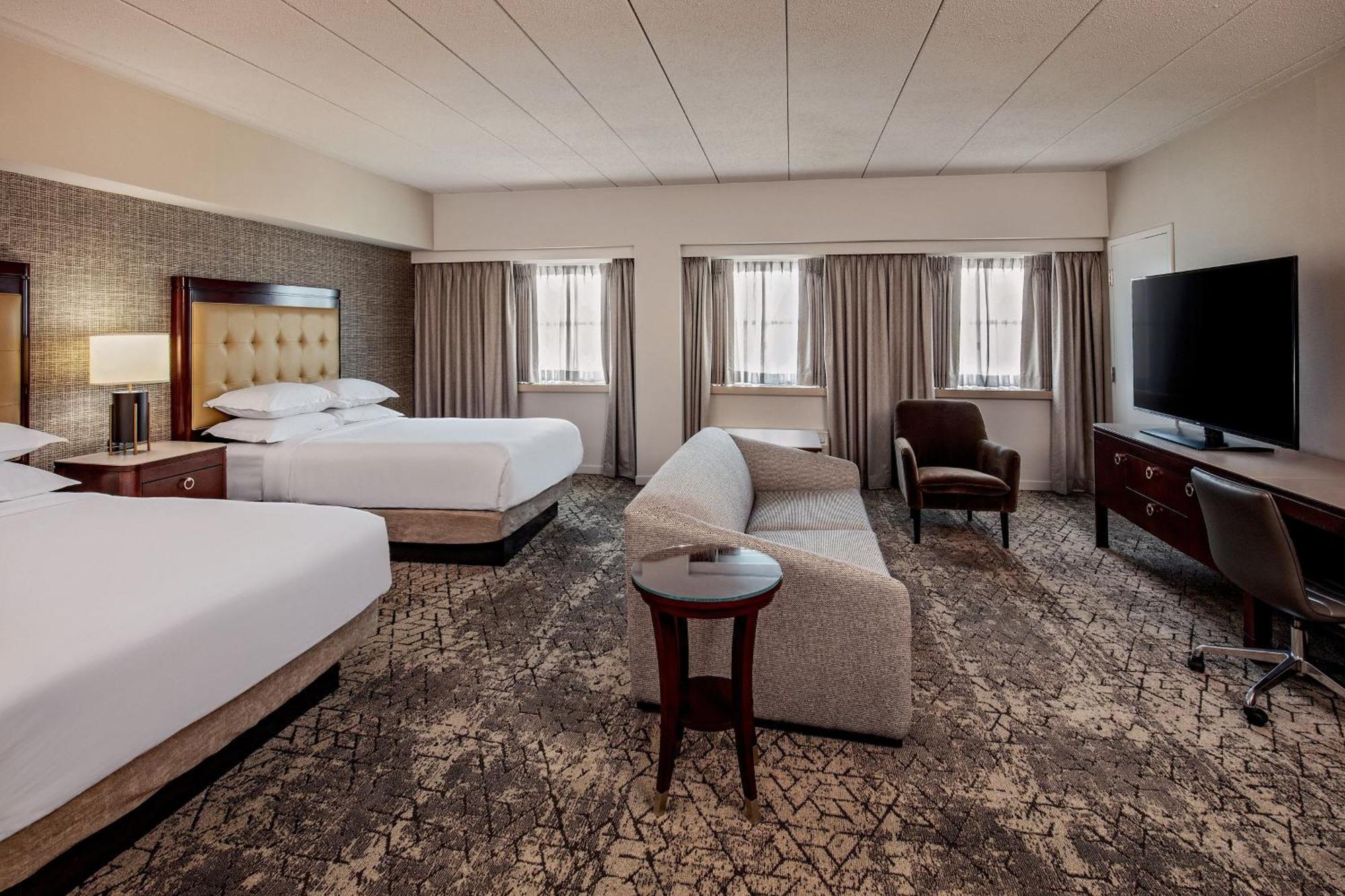 Sheraton Boston Needham Hotel Екстериор снимка