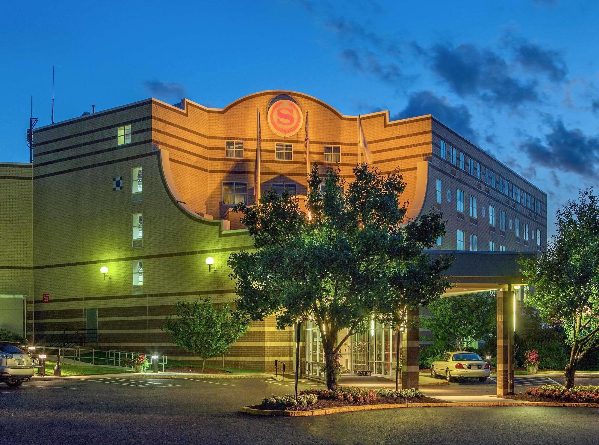 Sheraton Boston Needham Hotel Екстериор снимка
